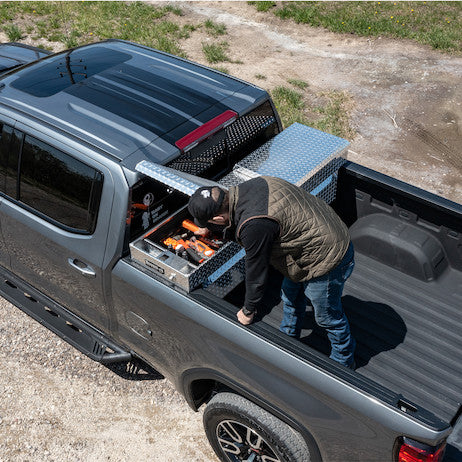 23x27x71 Inch Diamond Tread Aluminum Gull Wing Truck Box