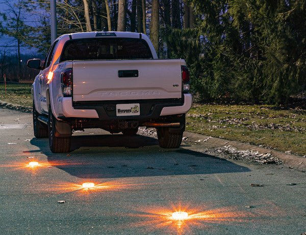 4 Inch Round Rechargeable Strobe/Flare Kit with 4 Flares And Charging Case