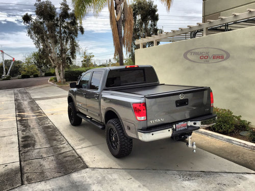 Truck Covers USA Retractable Tonneau Cover - Nissan Titan & Frontier
